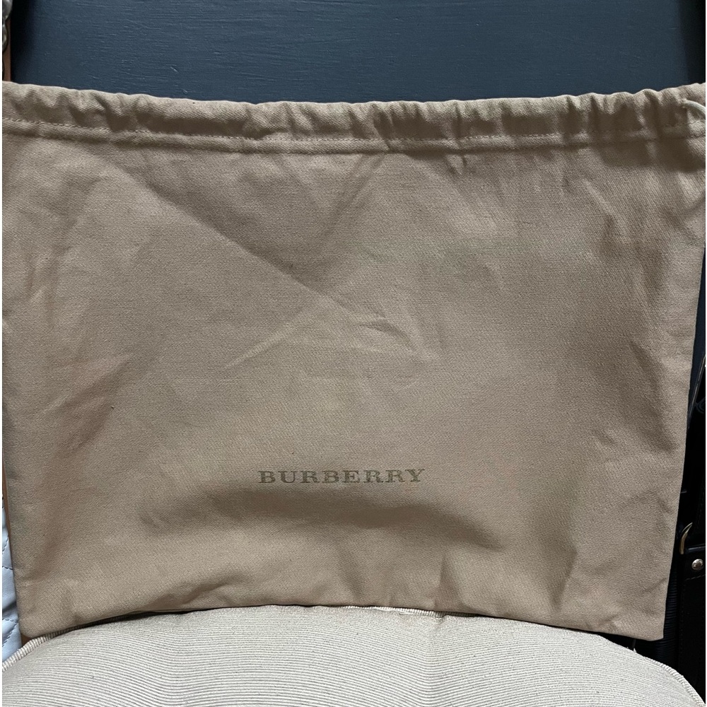 SOLD Like New Burberry Bridle Saddle Bag - Picture 13 of 13